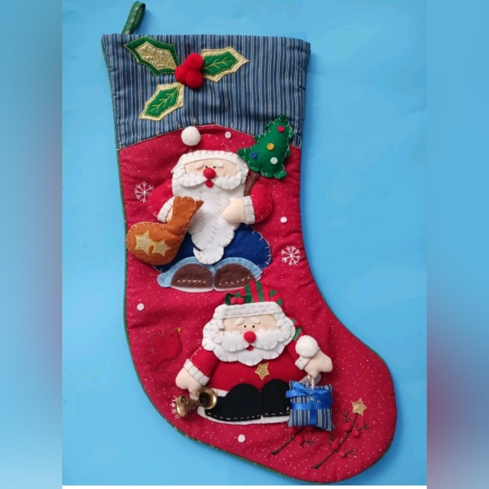 19.5 inch 3-D Felt Christmas Stocking. Excellent Condition.  Maker Unknown
